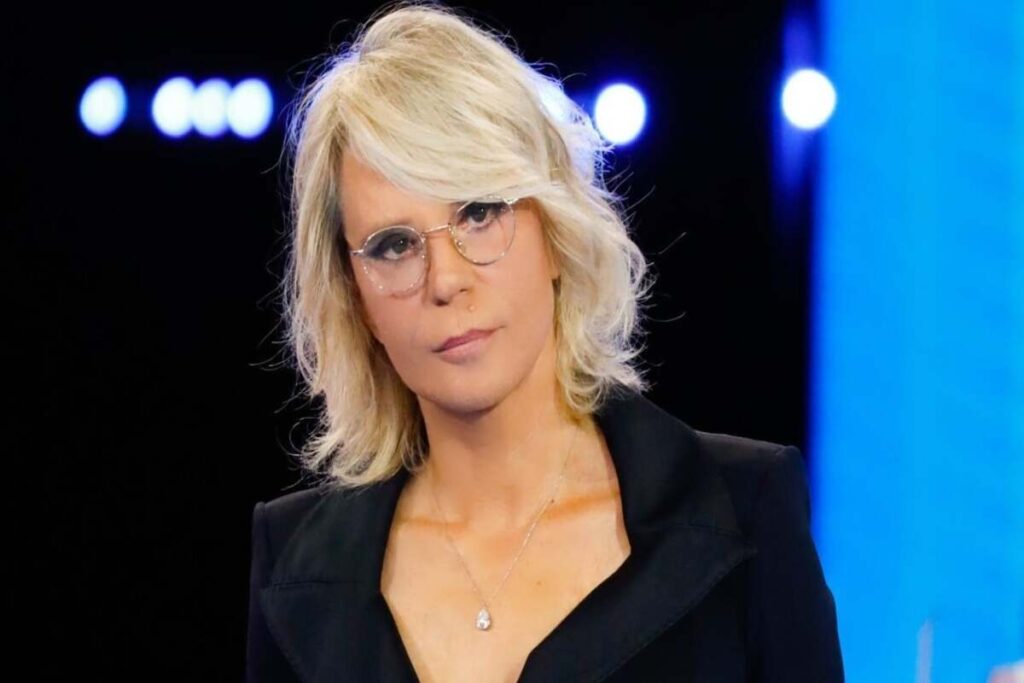 6 vere regine della TV italiana: ecco perché le amiamo così tanto! 2 Maria de Filippi, una delle regine della TV nazionale