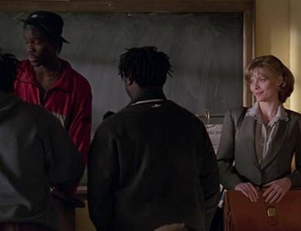 Pensieri pericolosi: Michelle Pfeiffer, Gangsta's Paradise e gli anni '90 che non dimenticheremo mai (su Disney+) 3 pensieri pericolosi 5